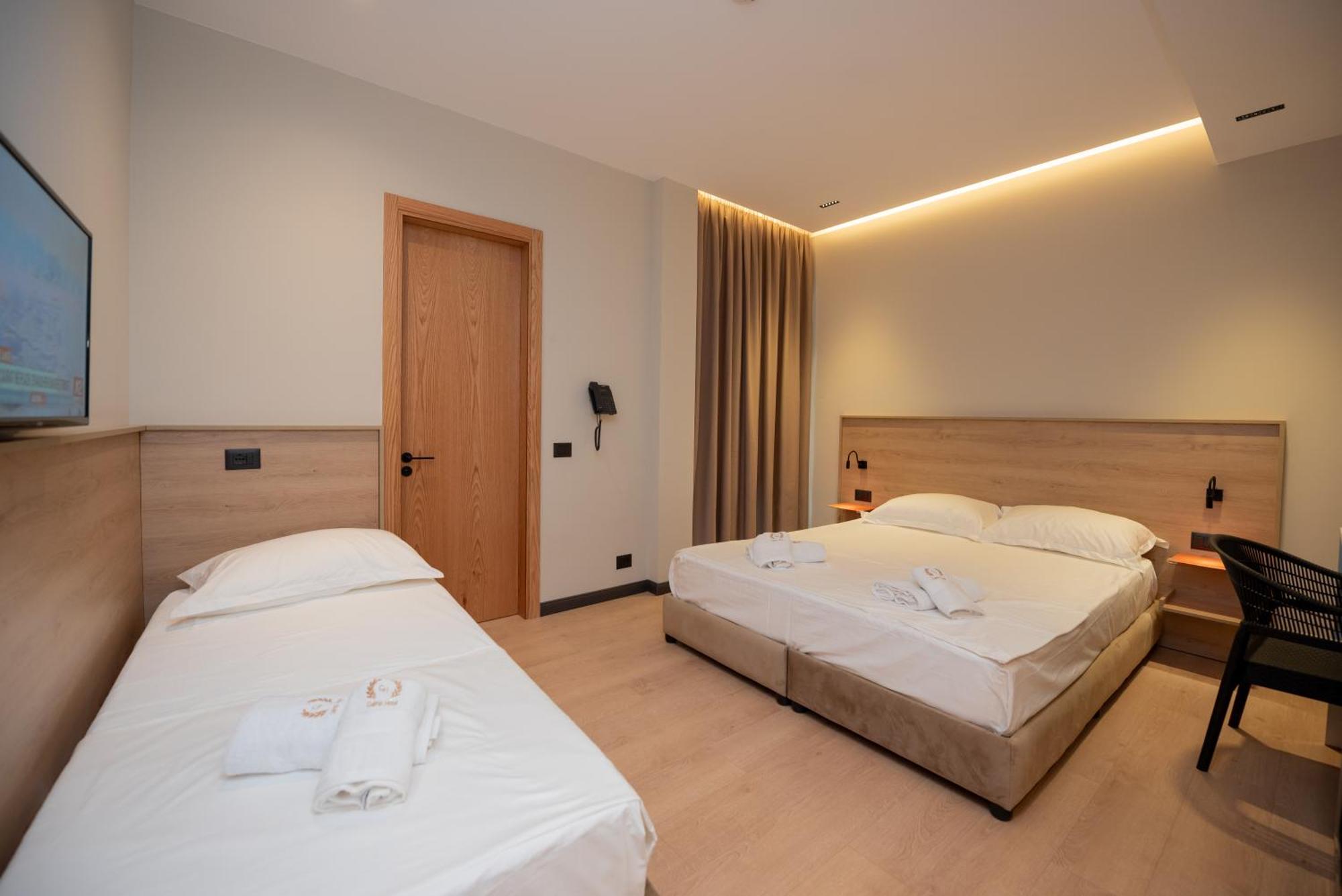 Calma Boutique Hotel Vlorë Екстериор снимка