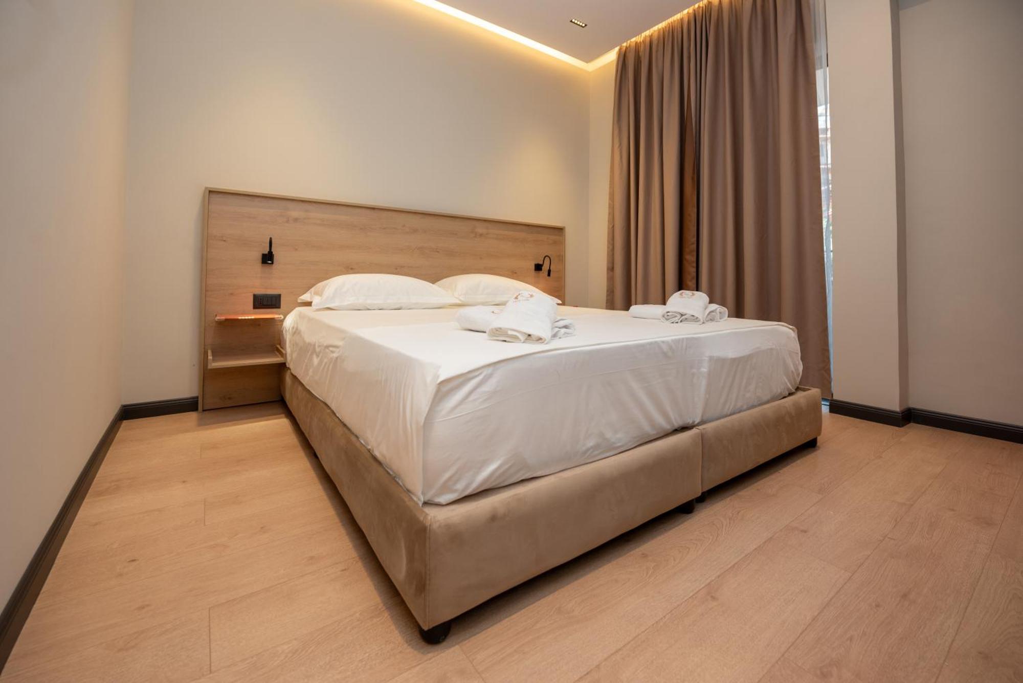 Calma Boutique Hotel Vlorë Екстериор снимка